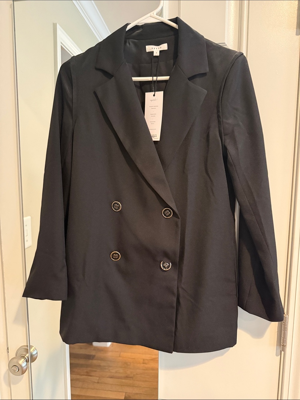 VETTA Black Double-Breasted Blazer Jacket